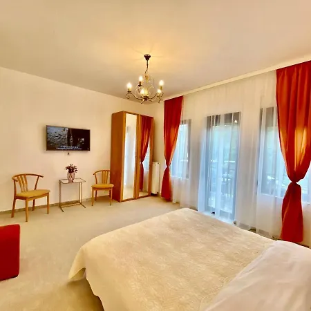 Vila Terase 게스트하우스 4*