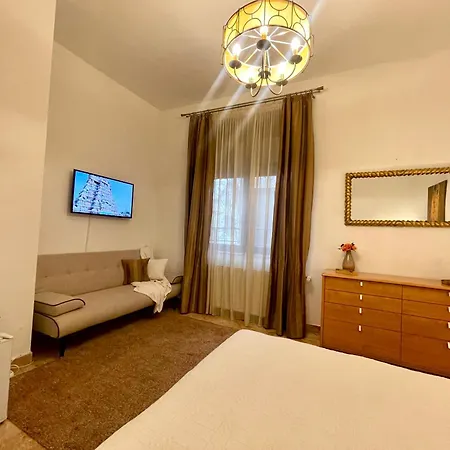 Vila Terase 4*